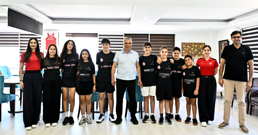Muratpasa belediyespor squashta kursuden inmiyor LZPmXxGO